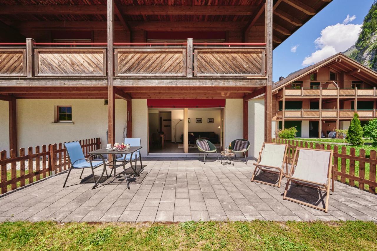 Apartment Truemmelbach, Comfortabl & Cozy, Private Terrace With Best Views Lauterbrunnen Exteriör bild