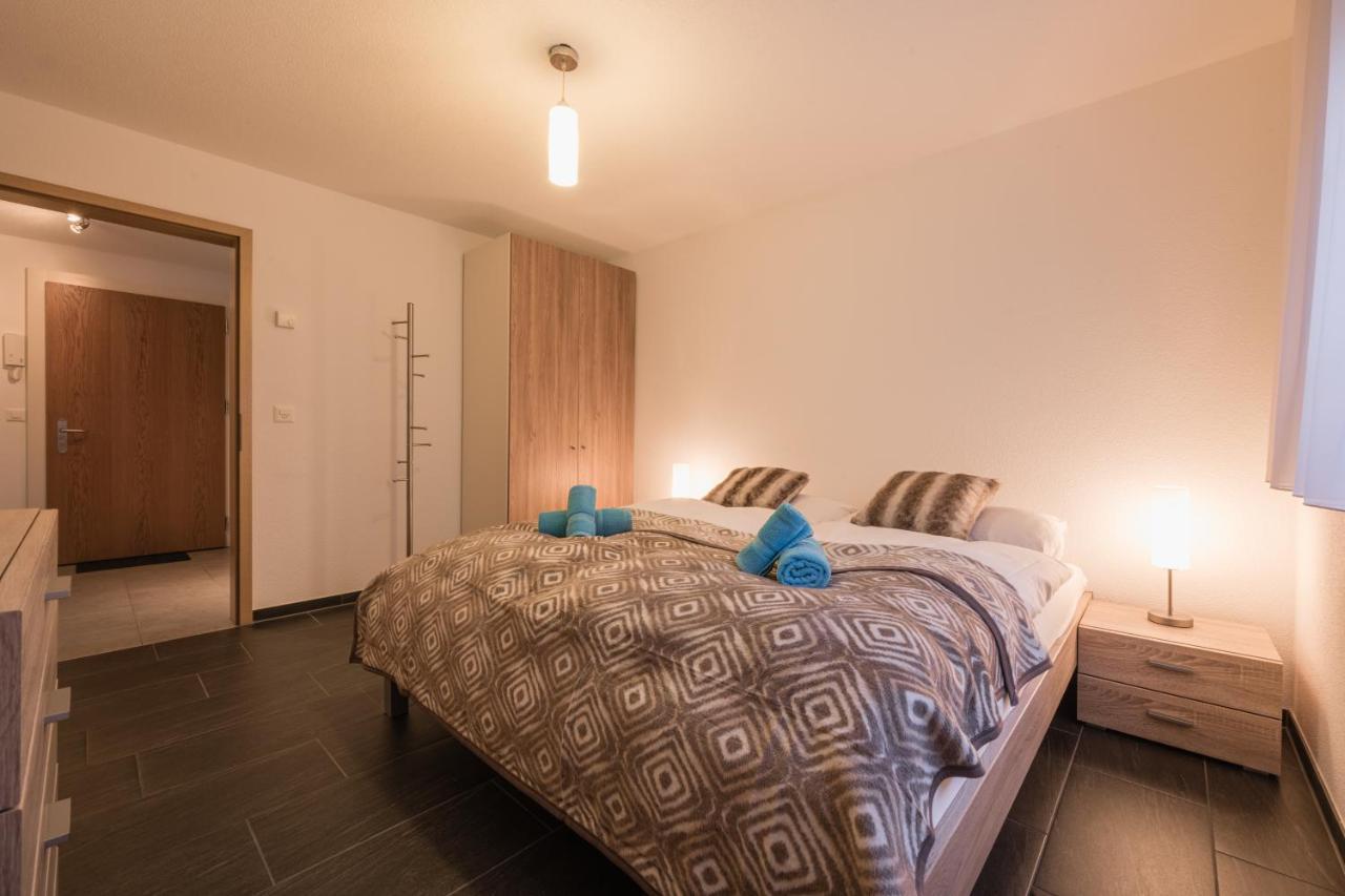 Apartment Truemmelbach, Comfortabl & Cozy, Private Terrace With Best Views Lauterbrunnen Exteriör bild