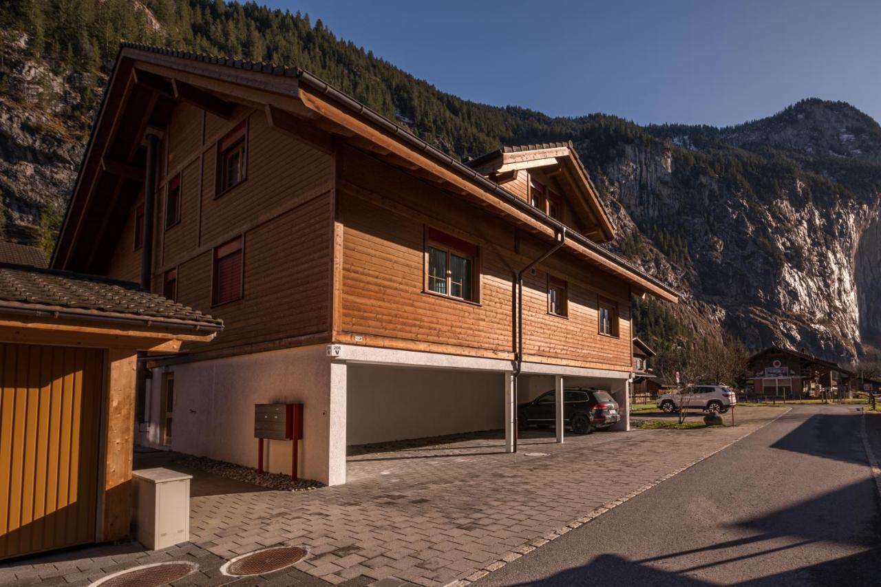 Apartment Truemmelbach, Comfortabl & Cozy, Private Terrace With Best Views Lauterbrunnen Exteriör bild