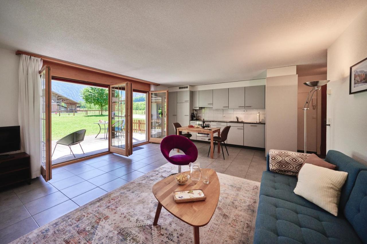 Apartment Truemmelbach, Comfortabl & Cozy, Private Terrace With Best Views Lauterbrunnen Exteriör bild